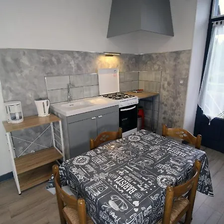 Les Meublés Des Coteaux D'aix Apartamento *