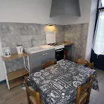 Les Meubles Des Coteaux D'aix Апартаменты *