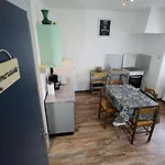 Les Meubles Des Coteaux D'aix