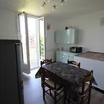 Les Meubles Des Coteaux D'aix