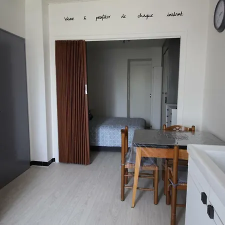 Lejlighed Les Meubles Des Coteaux D'aix