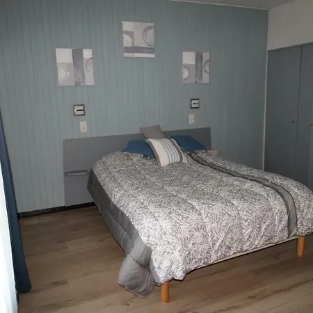 Les Meubles Des Coteaux D'aix *