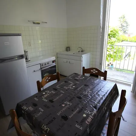 公寓 Les Meubles Des Coteaux D'aix *