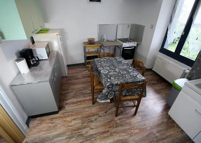 Les Meubles Des Coteaux D'aix