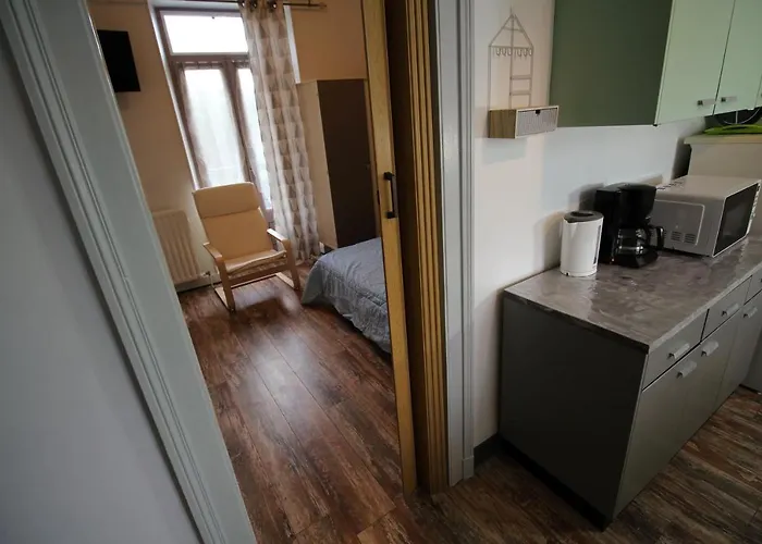 Les Meubles Des Coteaux D'aix *