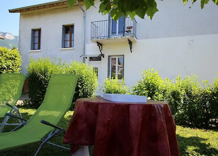 公寓 Les Meubles Des Coteaux D'aix *