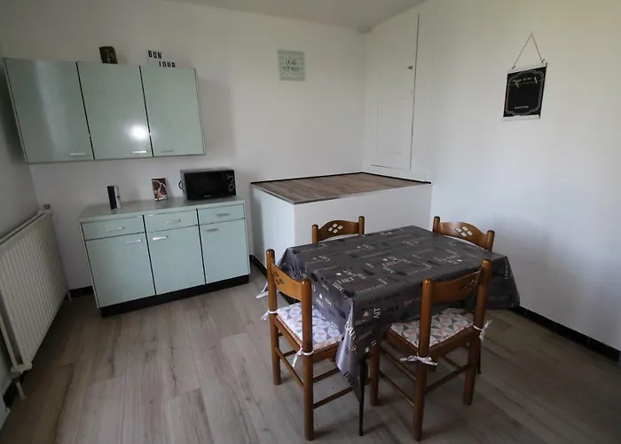 Les Meubles Des Coteaux D'aix *