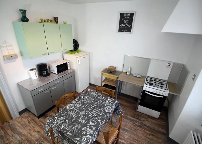 Les Meubles Des Coteaux D'aix *