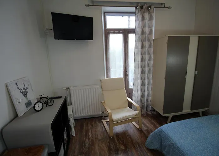 Les Meubles Des Coteaux D'aix Экс-ле-Бен