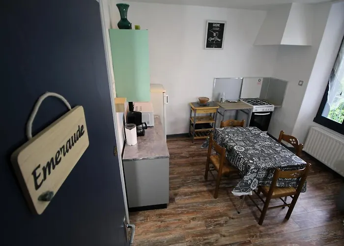 Les Meubles Des Coteaux D'aix *