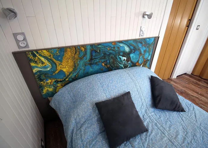 Les Meubles Des Coteaux D'aix