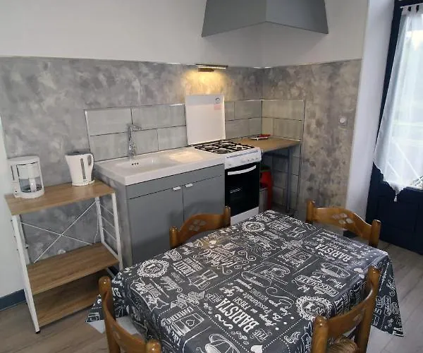 Les Meubles Des Coteaux D'aix Апартаменты *