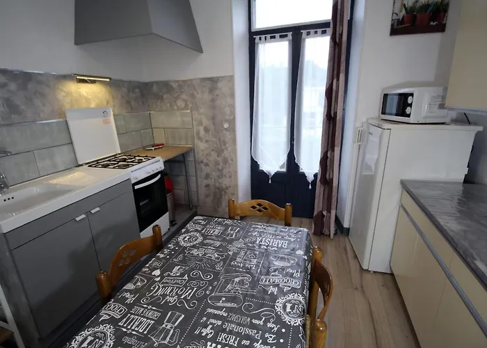 Les Meubles Des Coteaux D'aix *