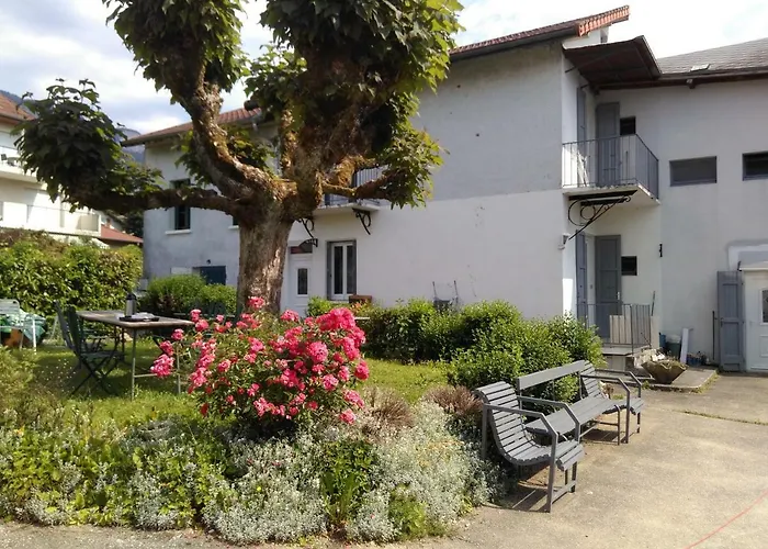 Les Meubles Des Coteaux D'aix Апартаменты *