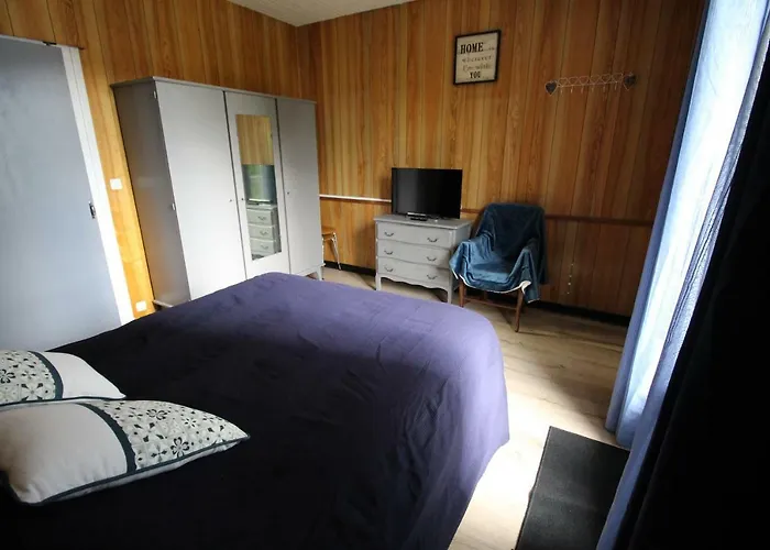 Les Meubles Des Coteaux D'aix *