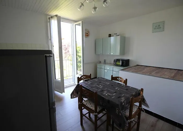 Les Meubles Des Coteaux D'aix